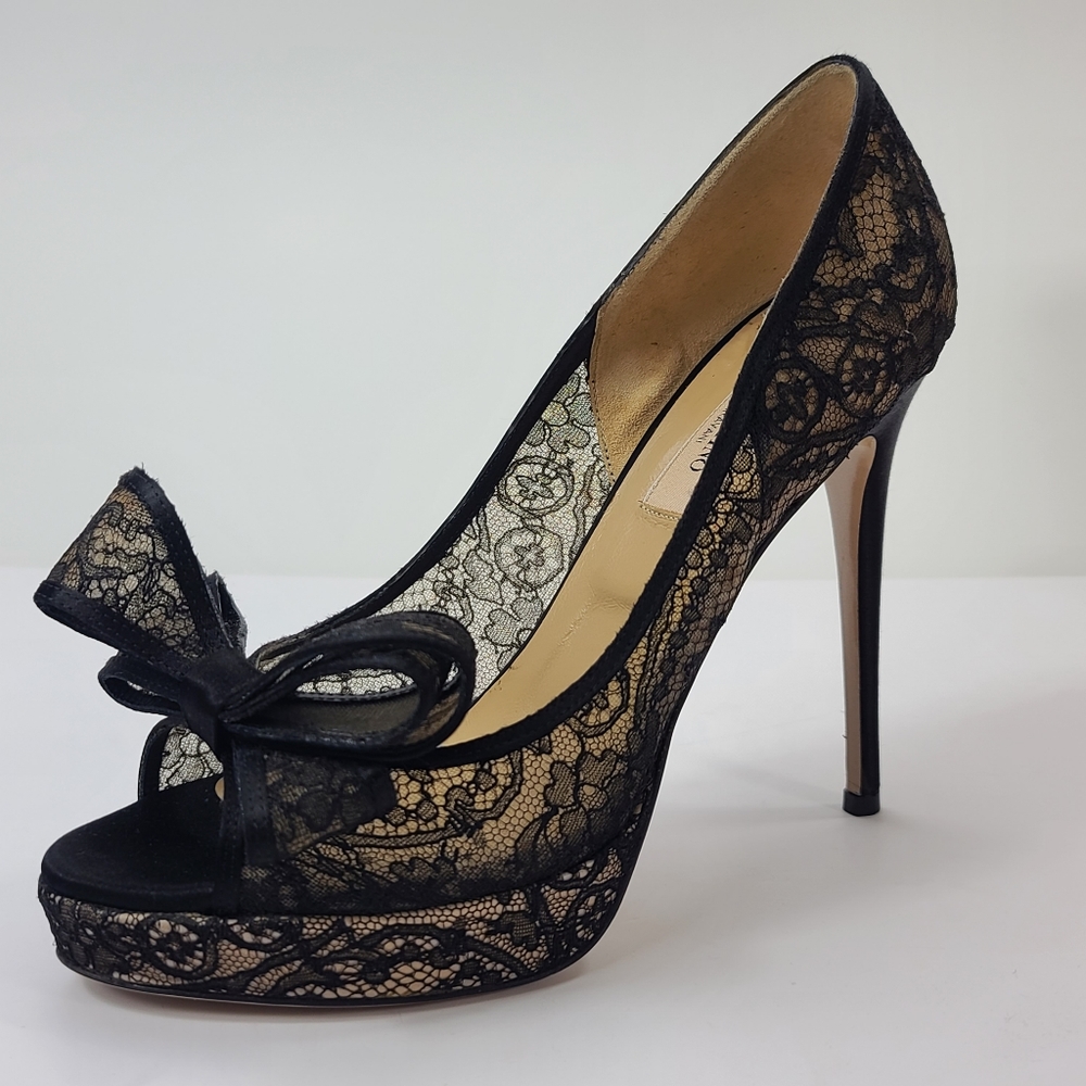 Valentino Black Lace Heels - Picture 2 of 9
